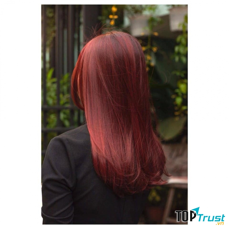 Yul Mura - Professional Hair Designer