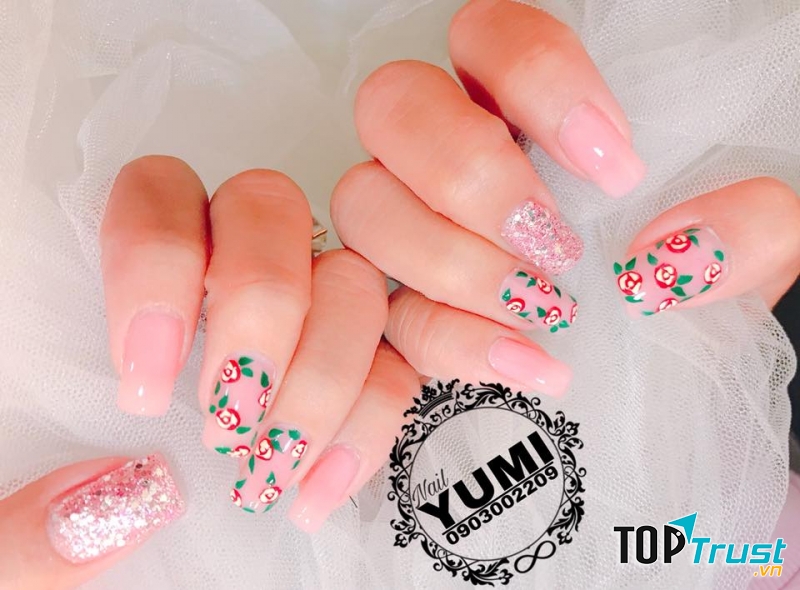 Yumi Nail