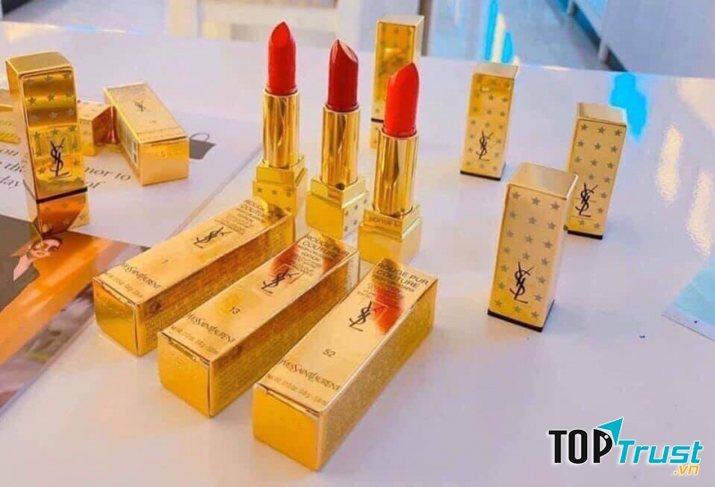Yves Saint Laudrent 01