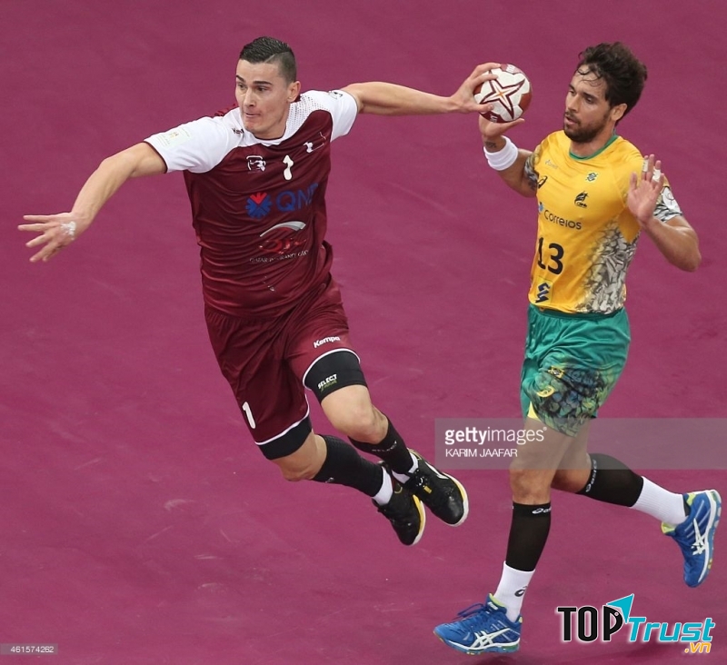 Hậu vệ duy nhất với chiều cao 2,04m