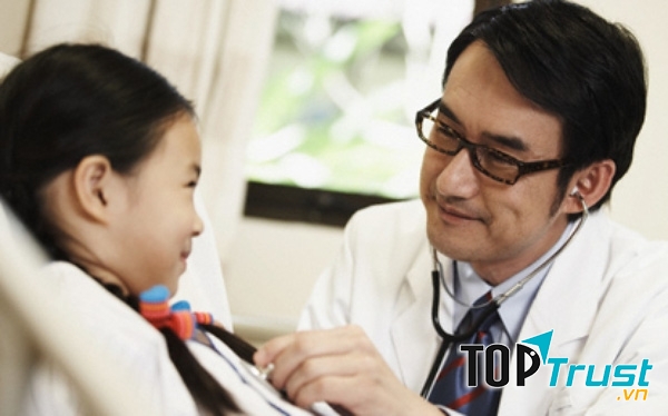 Bác sĩ chuyên khoa nhi có phòng khám tại nhà ở Hà Nội