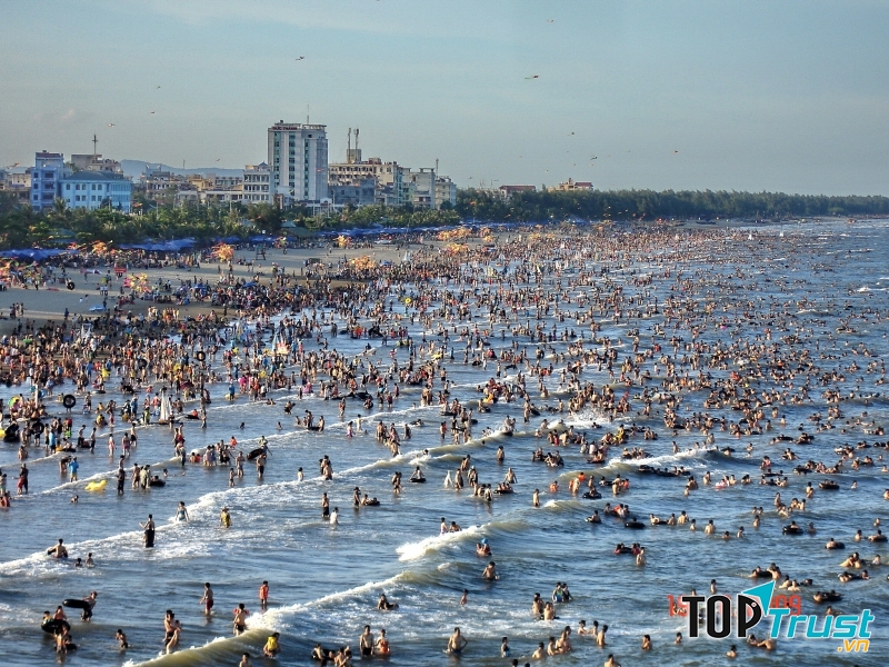 Bãi biển thu hút khách du lịch nhất mùa hè 2017