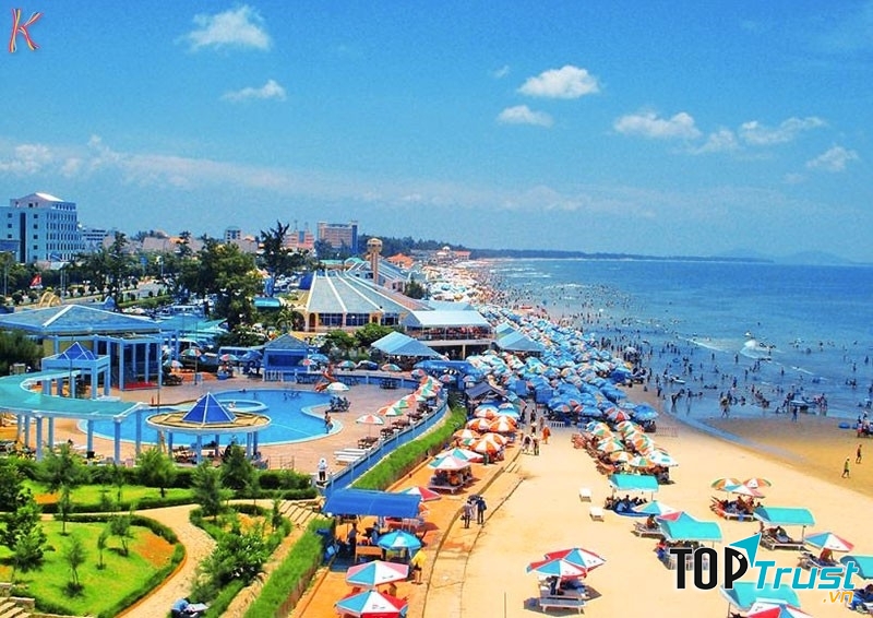 Bãi biển tuyệt đẹp ở Hawaii có thể bạn chưa biết