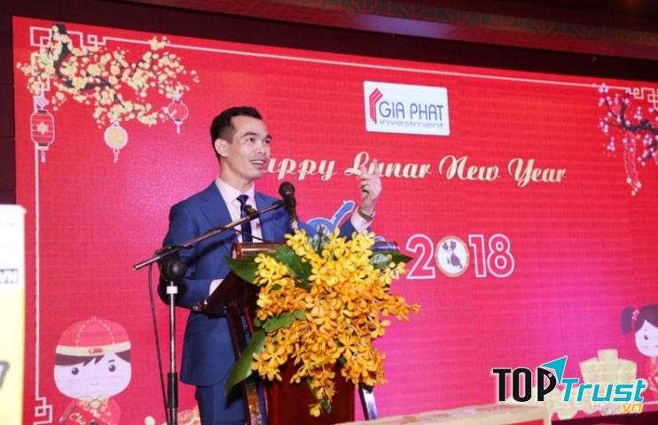 Bài phát biểu tiệc tất niên công ty hay và ý nghĩa nhất