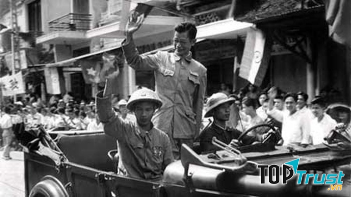 Bài thơ hay nhất về ngày giải phóng thủ đô 10/10/1954
