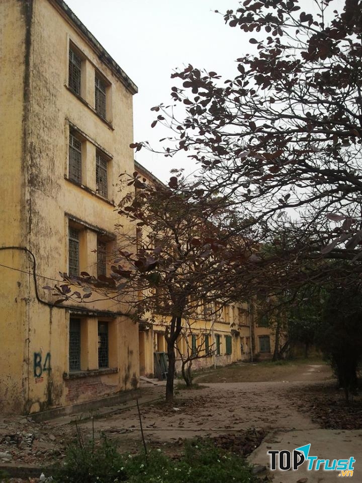 Bài thơ hay viết về khu giảng đường B4 trường ĐHSPNN Hà Nội