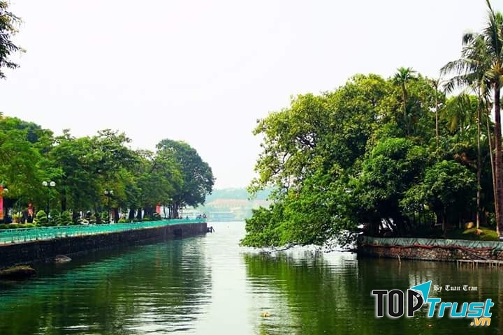 Bài thơ hay viết về thời khắc giao mùa chuyển từ Hè sang Thu