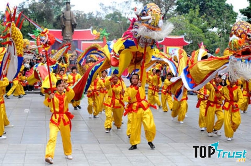 Bài văn viết về lễ hội hay nhất