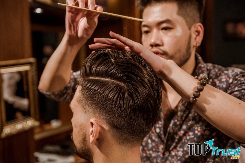 Barber shop cắt tóc nam đẹp nhất Hà Nội
