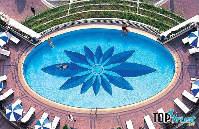 Bể bơi được giới trẻ yêu thích nhất tại Hà Nội