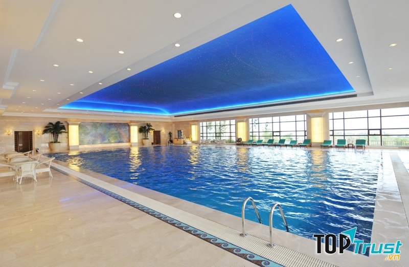 Bể bơi trong nhà nên đến nhất ở Hà Nội