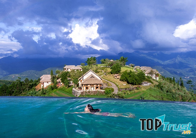 Bể bơi vô cực sang trọng và hấp dẫn nhất tại miền Bắc