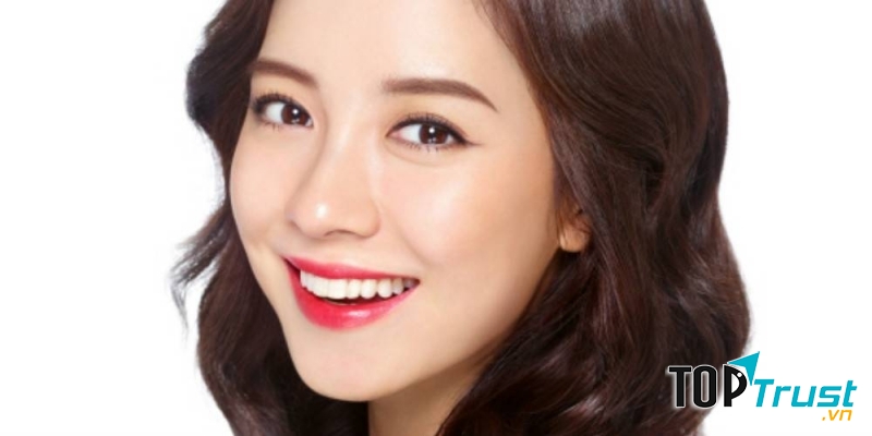 Bí mật thú vị về nữ diễn viên Song Ji Hyo, Hàn Quốc