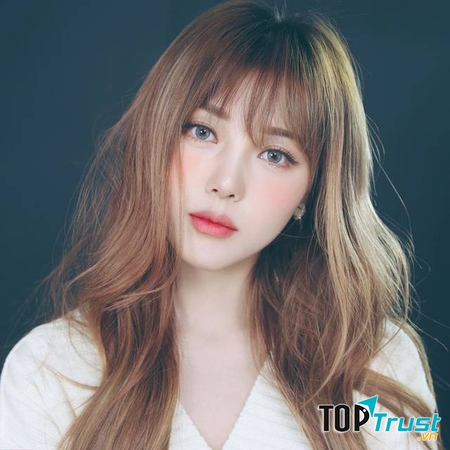 Bí quyết bảo vệ và chăm sóc da mùa hè nắng nóng hiệu quả