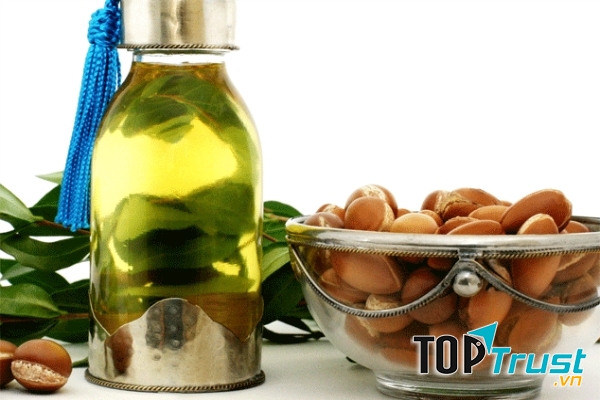 Bí quyết  chăm sóc tóc khô sơ, chẻ ngọn hiệu quả nhất