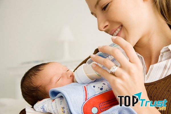 Bình sữa chống đầy hơi hiệu quả nhất cho trẻ