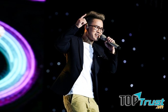 Ca khúc hay nhất của chàng trai chuyển giới Lê Thiện Hiếu