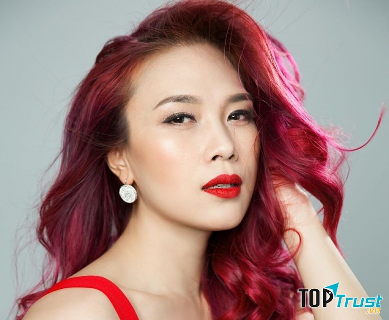 Ca sĩ Việt Nam tài năng và nổi tiếng nhất sinh năm 1981