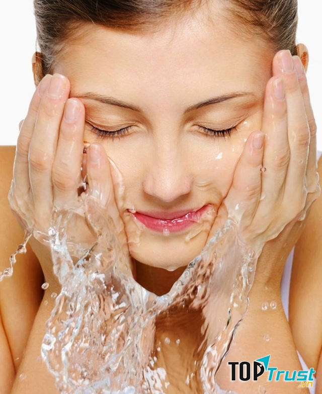 Cách chăm sóc da trước khi ngủ