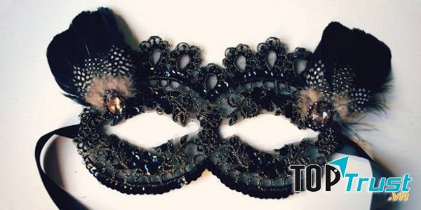 Cách làm mặt nạ Halloween cho trẻ em