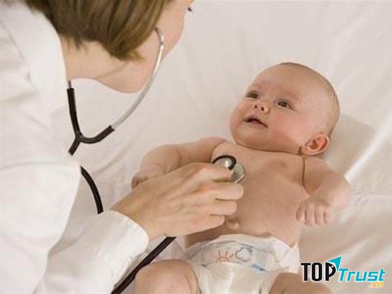 Cách phòng tránh viêm phổi ở trẻ sơ sinh bố mẹ nên biết