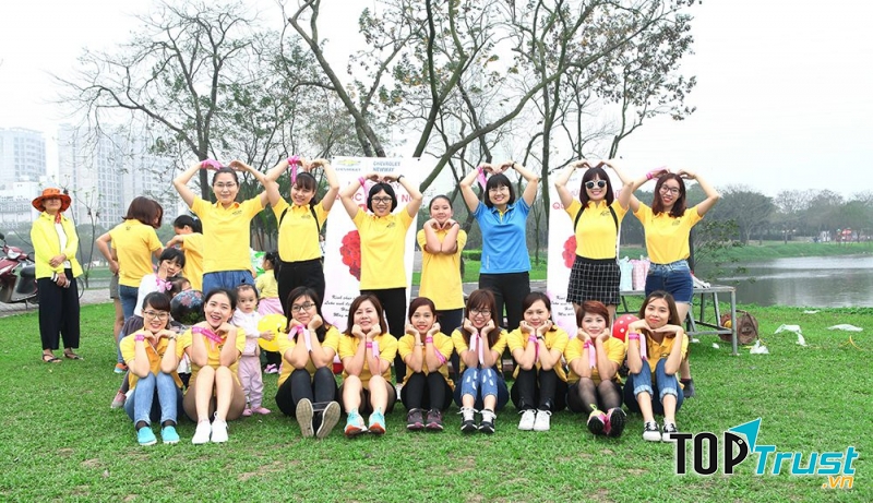 Cách tổ chức 8/3 vui vẻ và đơn giản nhất cho chị em nơi công sở