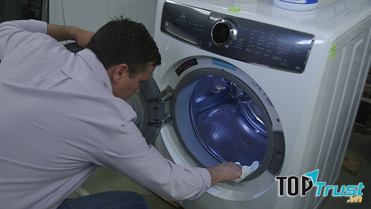 Cách vệ sinh máy giặt đơn giản nhất
