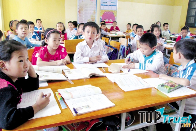 Câu hiệu lệnh ổn định trật tự lớp học được giáo viên tiểu học sử dụng nhiều nhất