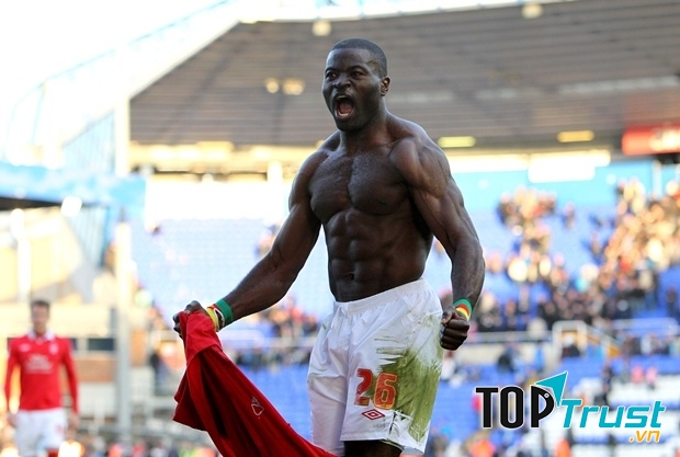 Cầu thủ bóng đá khỏe nhất thế giới