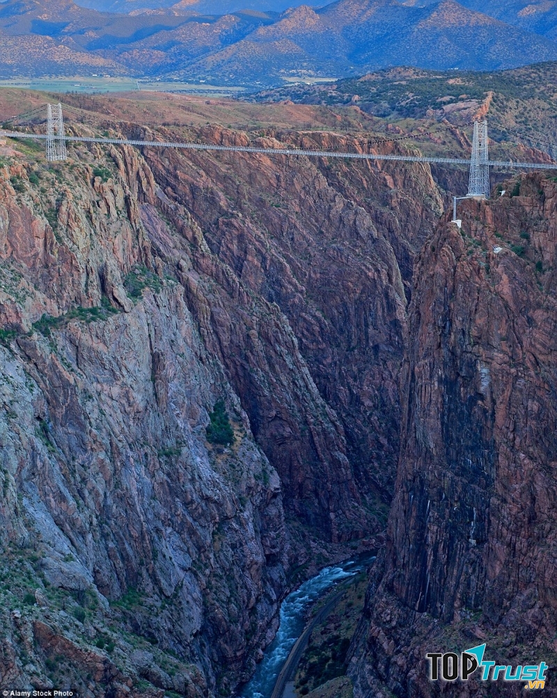 Cây cầu nguy hiểm nhất thế giới