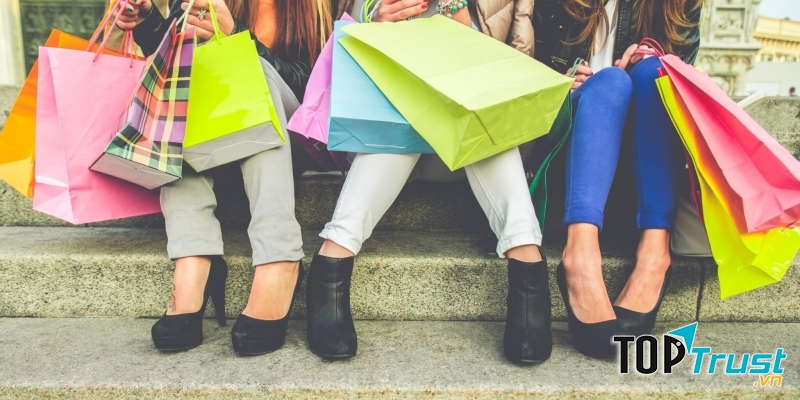 Chợ sale cuối tuần cực hot ở Sài Thành