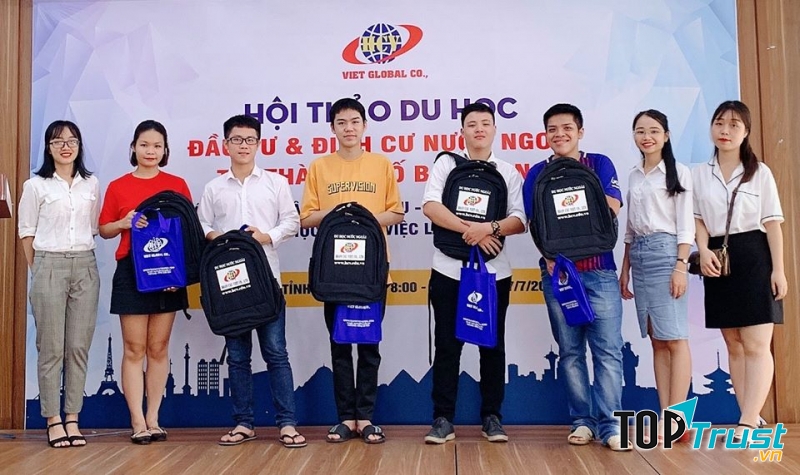 Công ty tư vấn du học Canada tốt nhất tại Hà Nội