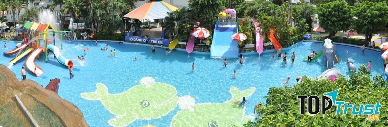 Công viên nước đẹp nhất Sài Gòn được giới trẻ đổ xô đi check-in