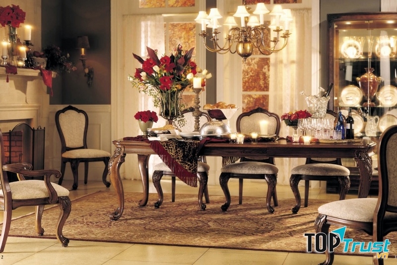 Cửa hàng bán đồ gỗ nội thất nổi tiếng nhất ở TP.HCM