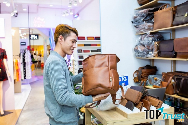 Cửa hàng bán túi xách da cho nữ đẹp và chất lượng nhất TP. Hồ Chí Minh