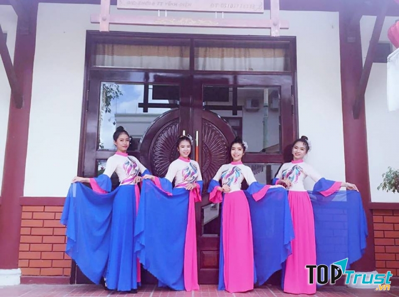 Cửa hàng cho thuê trang phục biểu diễn giá rẻ và đẹp nhất ở Đà Nẵng