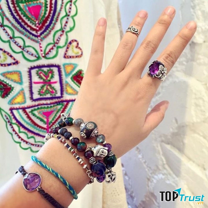 Cung hoàng đạo và các loại vòng đá phong thủy hộ mệnh cho họ