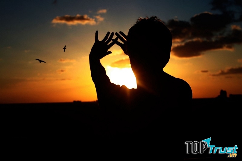 đặc điểm nổi bật nhất của người hướng nội