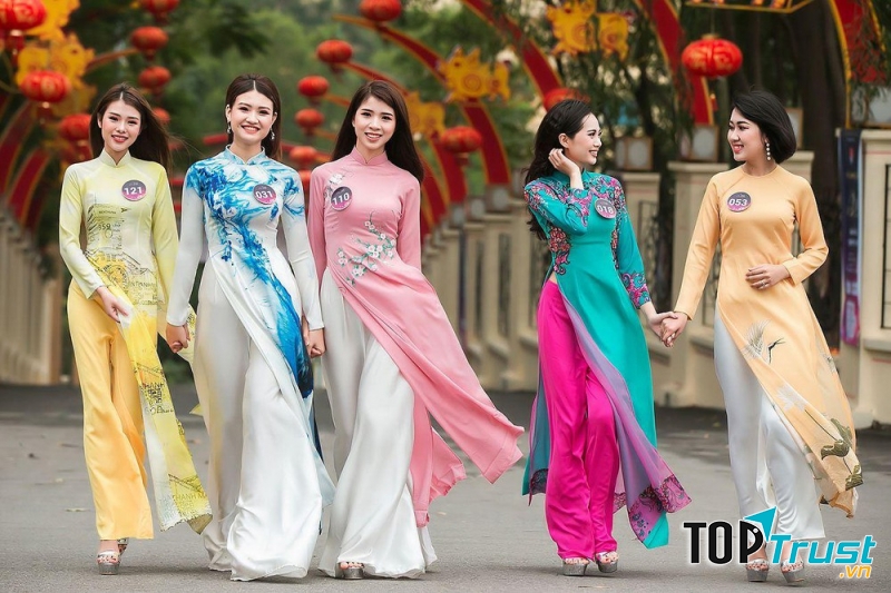 Dàn ý bài văn thuyết minh về áo dài Việt Nam chi tiết nhất