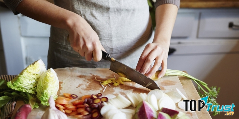 Đầu bếp nghiệp dư dạy nấu ăn nổi tiếng nhất trên Youtube