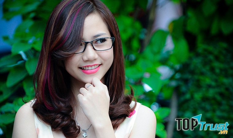 Dầu gội giữ màu và phục hồi hư tổn dành cho tóc nhuộm tốt nhất hiện nay