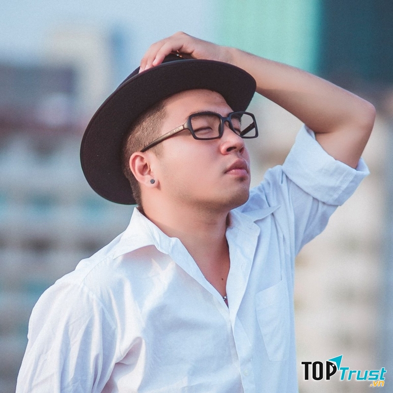 Đầu sách hay nhất của nhà văn Nguyễn Ngọc Thạch