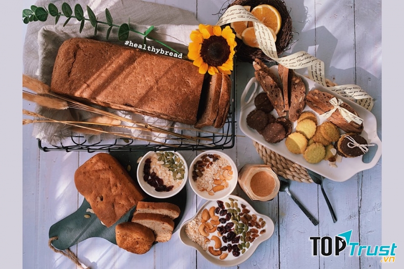 địa chỉ ăn bánh mì đen ngon nhất tại Hà Nội