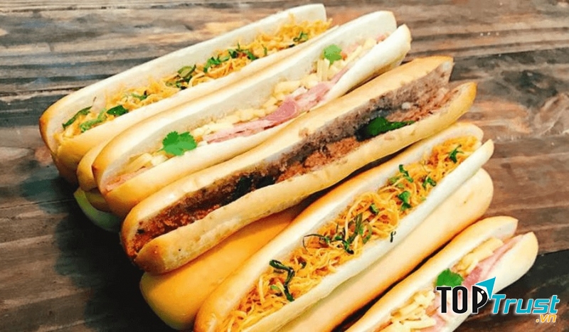 Địa chỉ ăn bánh mì que ngon nhất Đà Nẵng