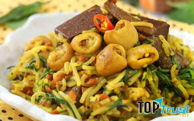 địa chỉ ăn bún lòng xào nghệ ngon nhất Đà Nẵng