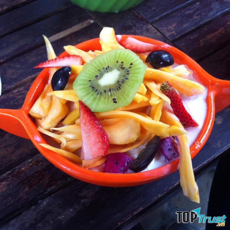 địa chỉ ăn hoa quả dầm ngon nhất Hải Phòng
