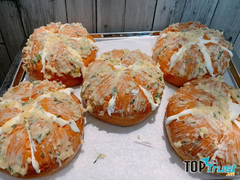 Địa chỉ bán bánh mì bơ tỏi phô mai  ngon nhất tại Đà Nẵng