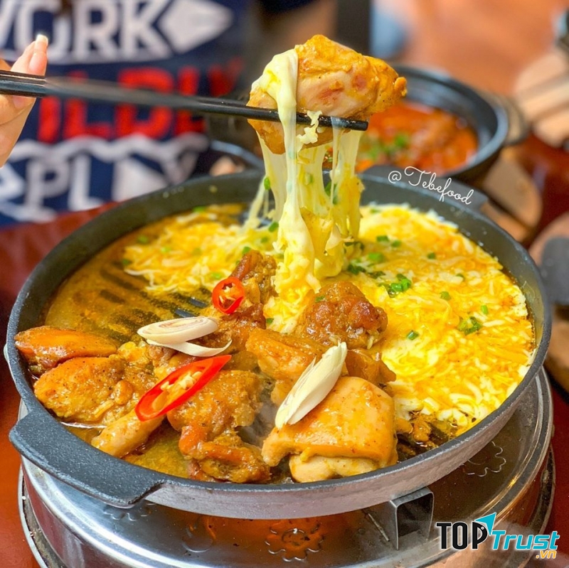 Địa chỉ bán gà phô mai ngon ở quận Tân Bình, TP.HCM