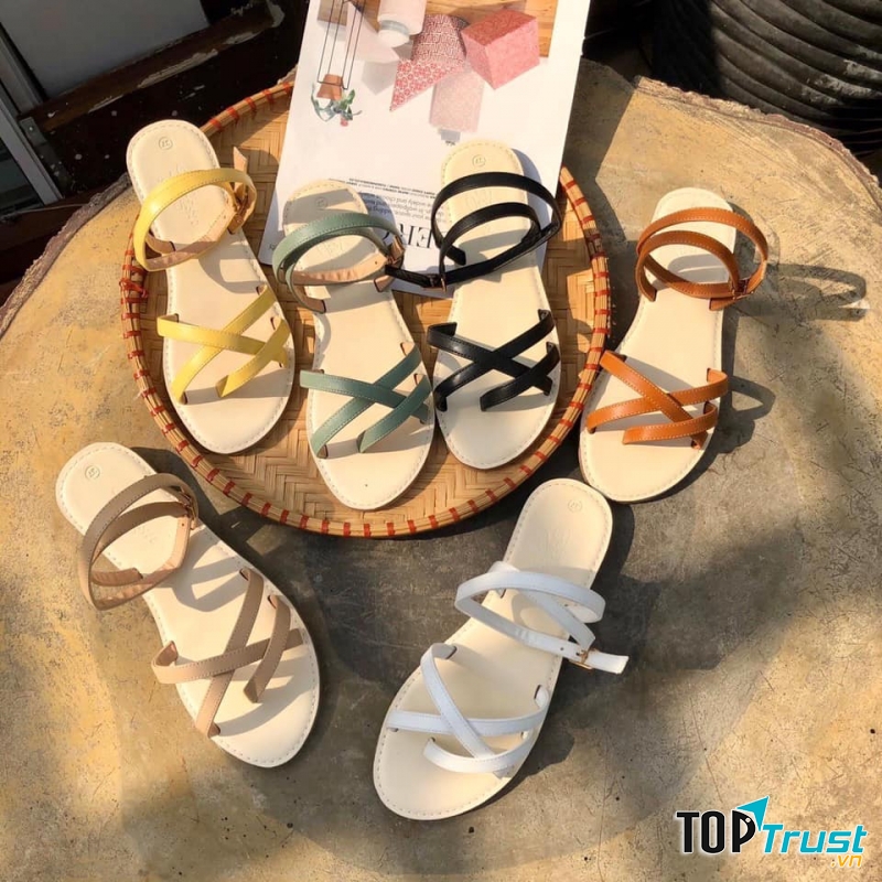 Địa chỉ bán sandal đẹp nhất Vĩnh Phúc