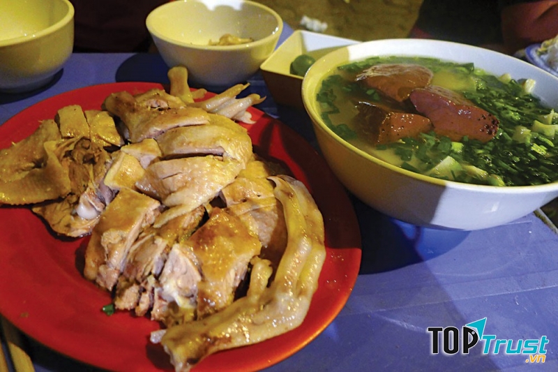 Địa chỉ bán tiết luộc, tiết hầm ngon và chất lượng nhất Hà Nội